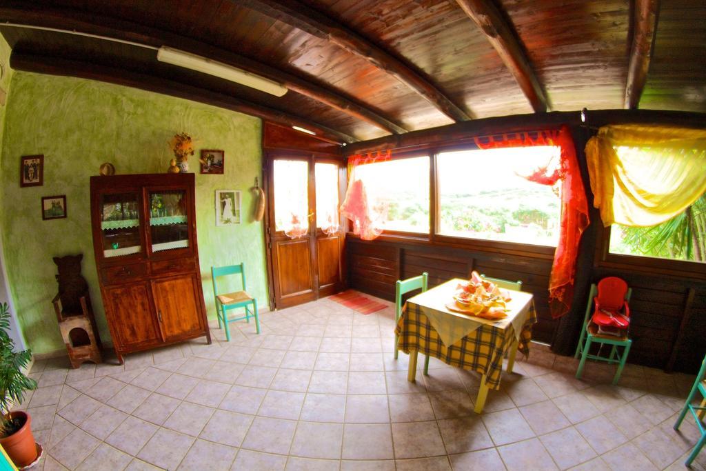 Vila Agriturismo Sardo Campavaglio Exteriér fotografie